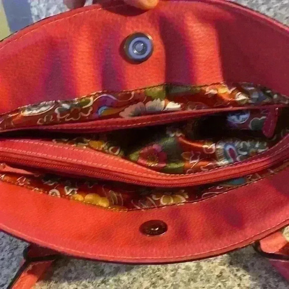 Tignanello pink and white satchel bag - Picture 16 of 16